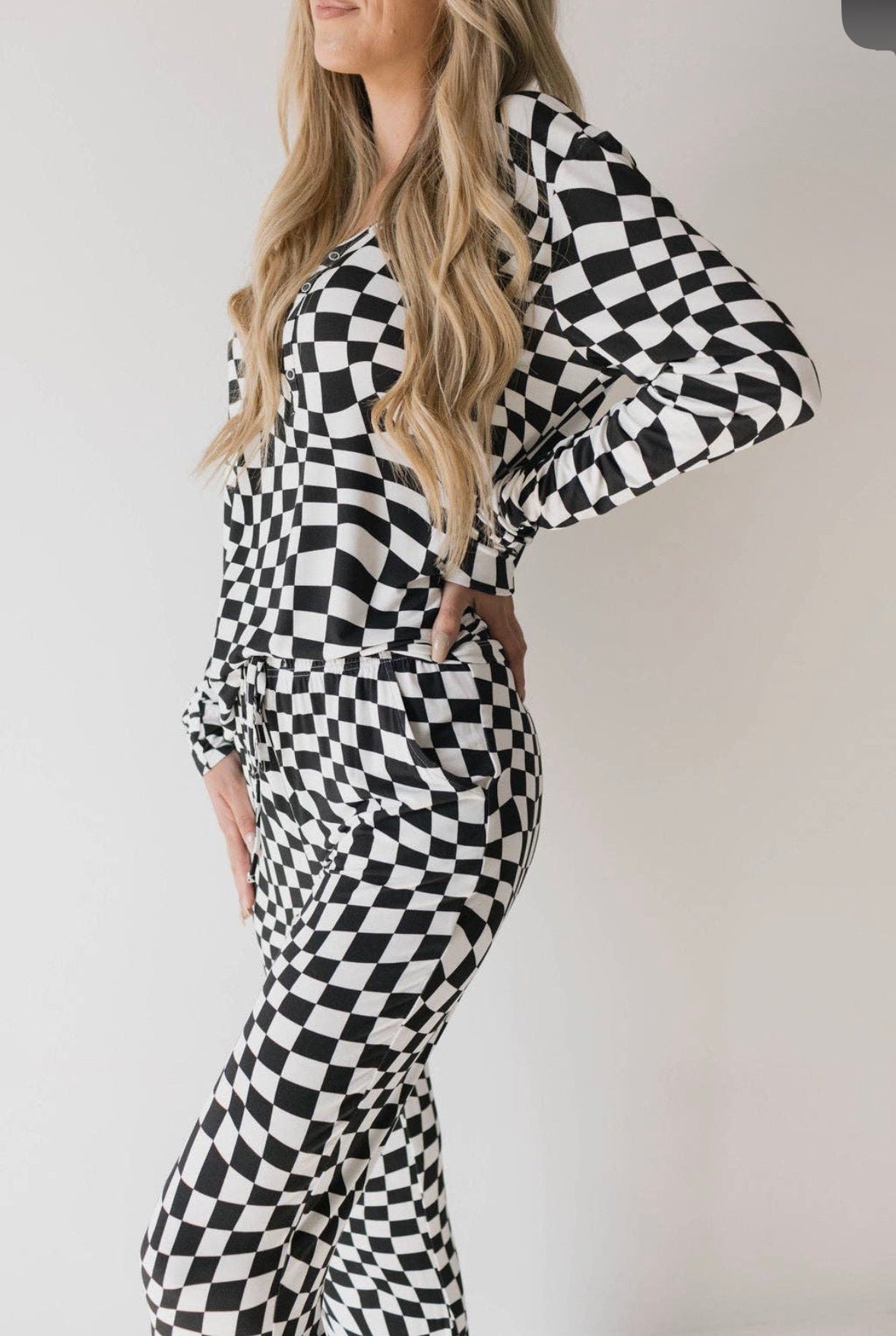 Bamboo Pajama | Black & White Wavy Checkerboard