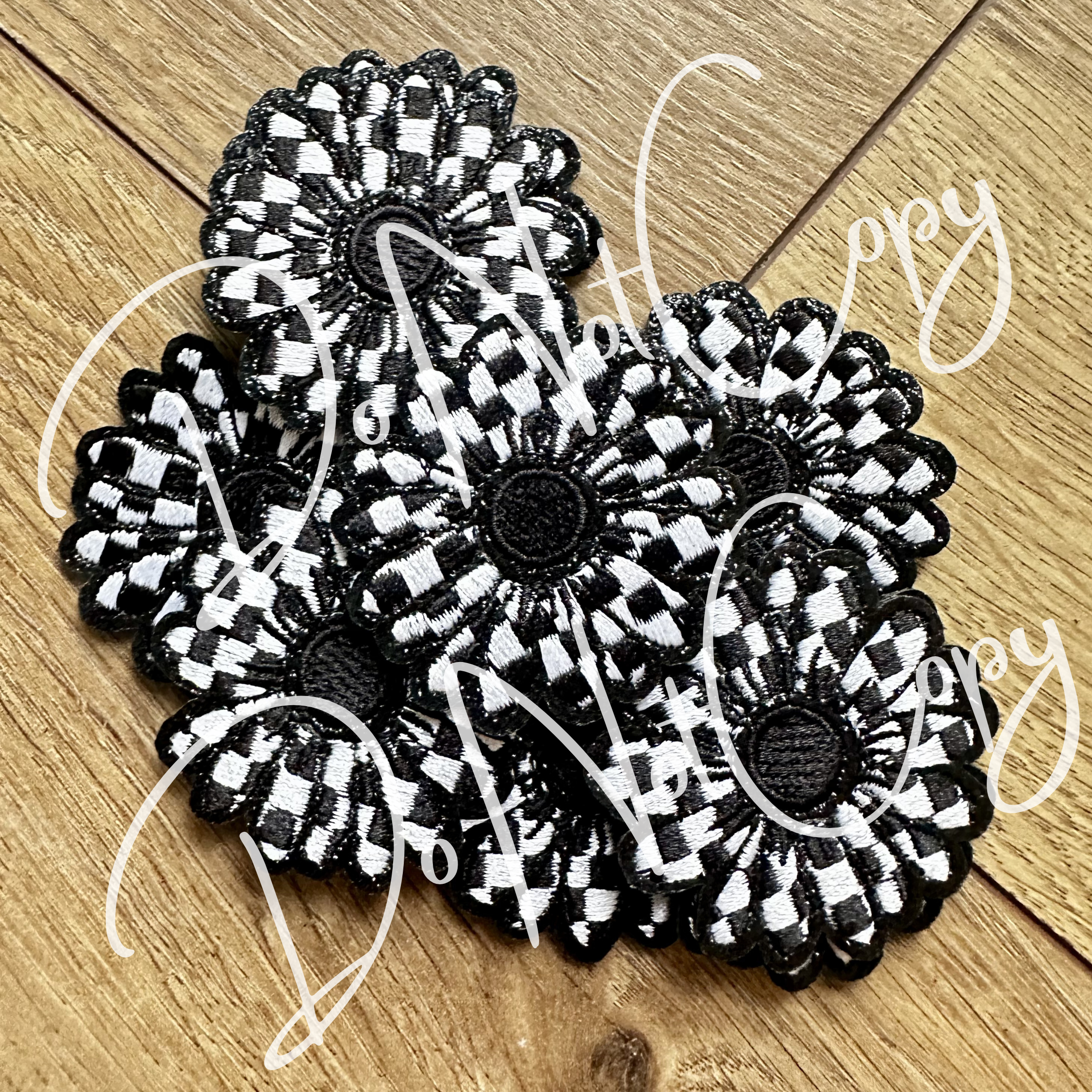 Checkered Glitter Daisy Patch