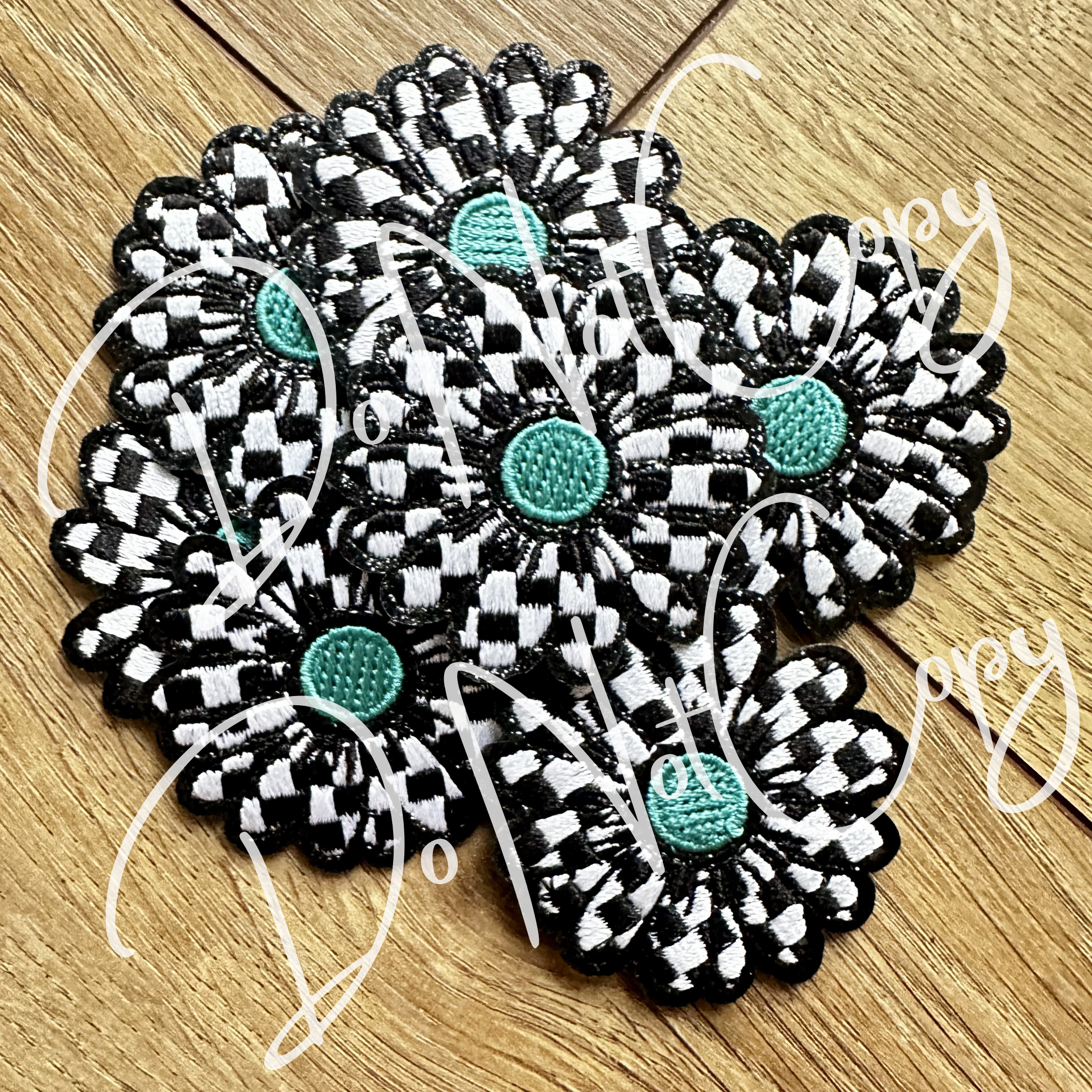 Checkered Glitter Daisy Patch