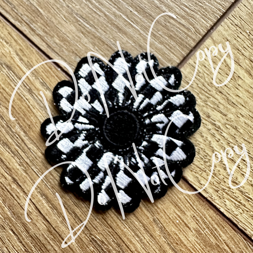 Checkered Glitter Daisy Patch