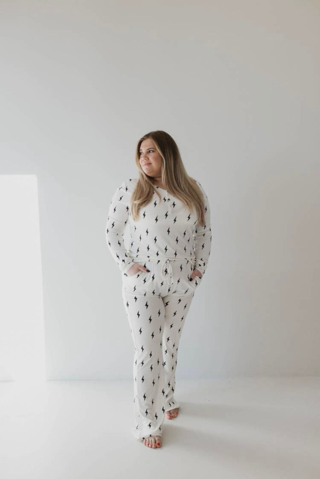 Bamboo Pajama | White & Black Lightning Bolt